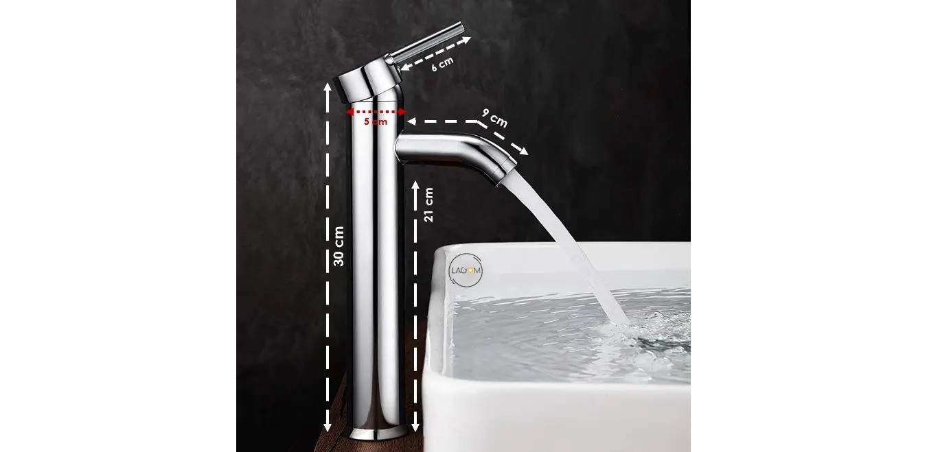 Grifo de lavabo alto cromado con dise&ntilde;o moderno image number null
