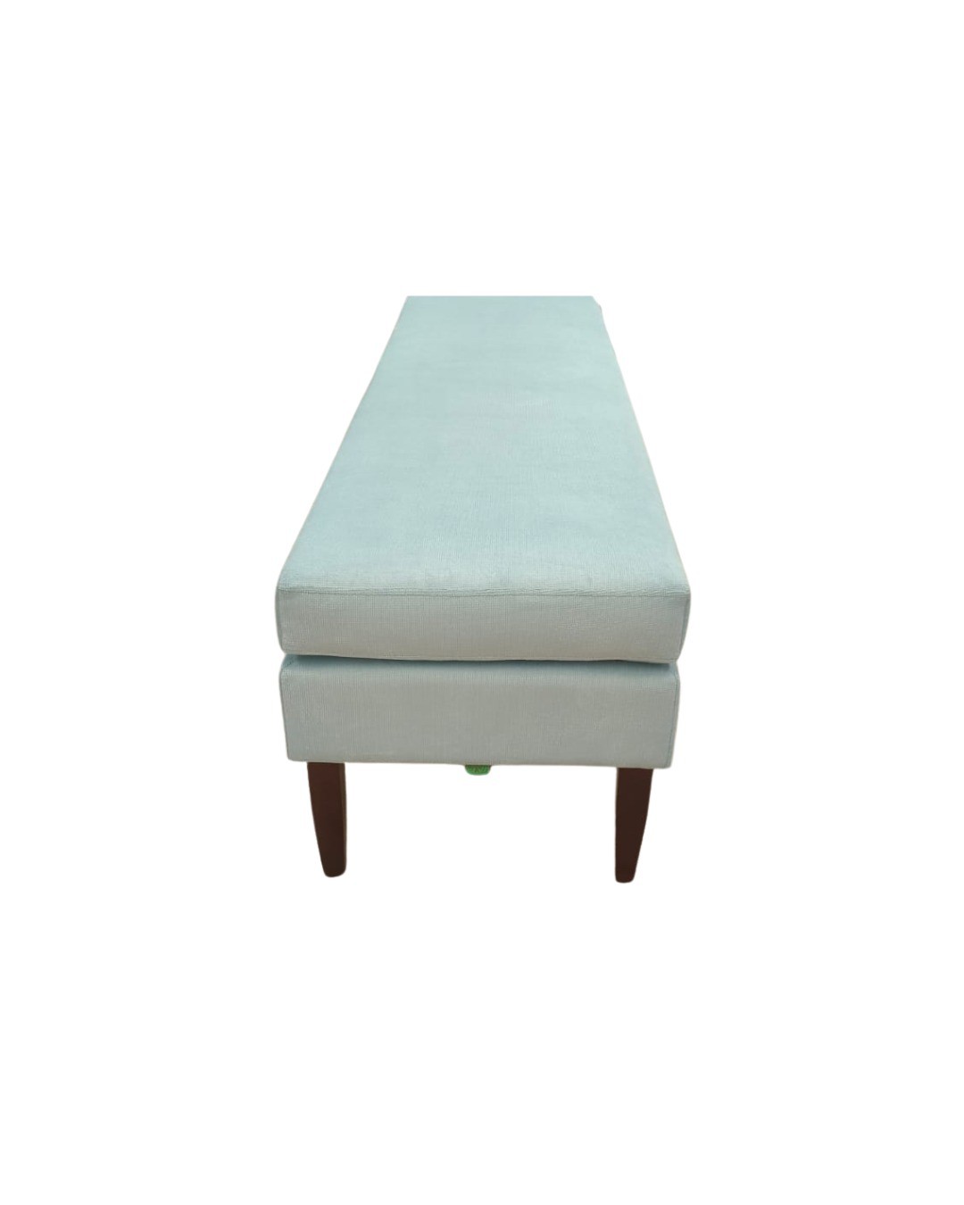 Banco Nefertiti tapizado con patas de madera by Poltrone image number null