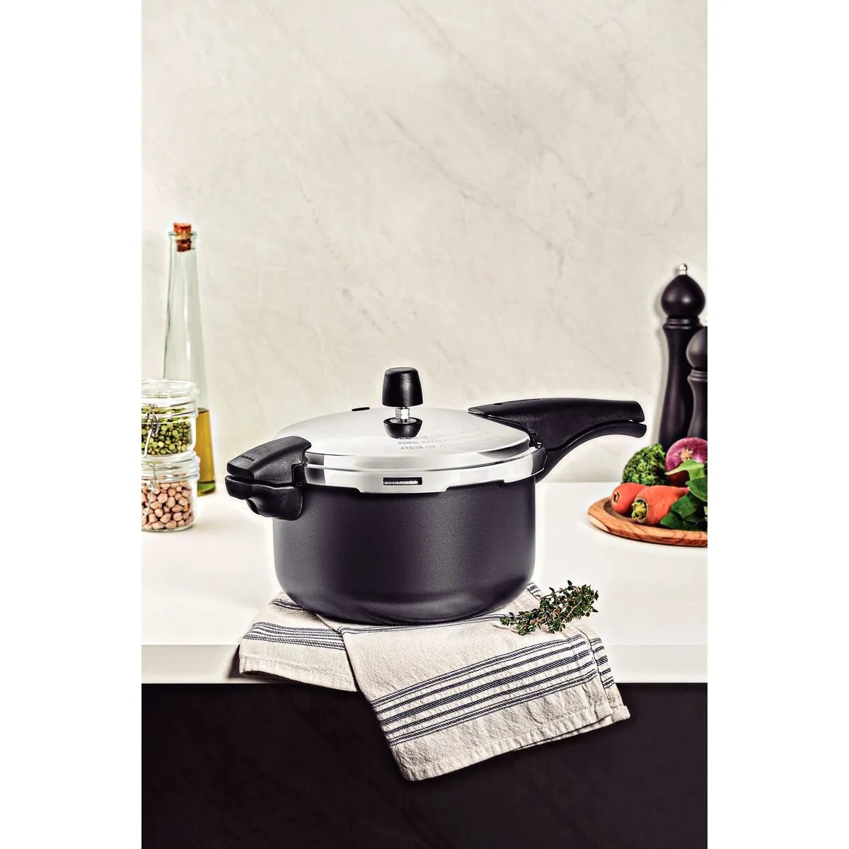 Olla de Presi&oacute;n Tramontina 20589624 / 20592424 Vancouver 24 cm 6 L Negro ENDY3. image number null