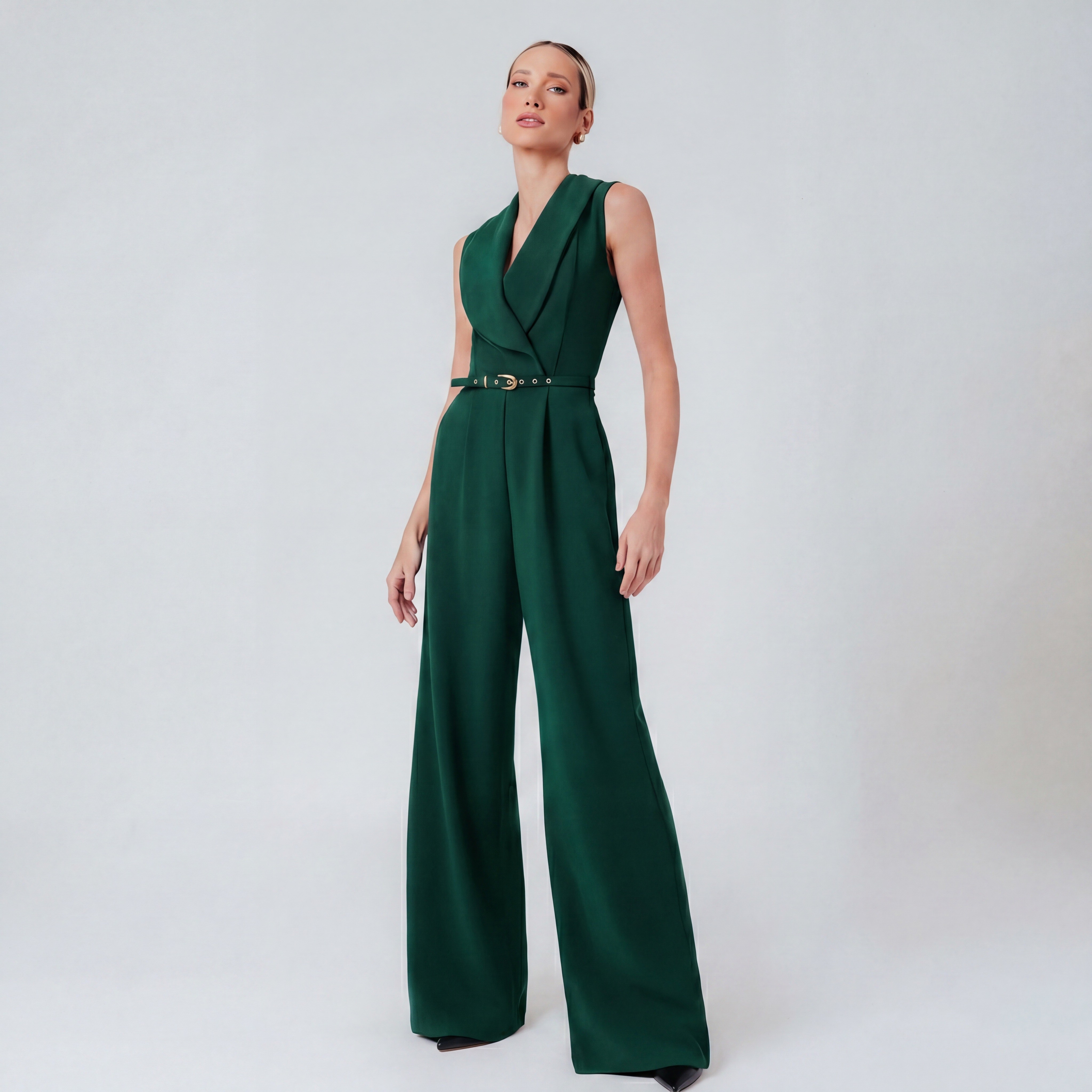 Jumpsuit palazzo Xally 26101 mujer sin mangas, escote V cruzado, cintura marcada con cintur&oacute;n y pierna extra ancha image number null
