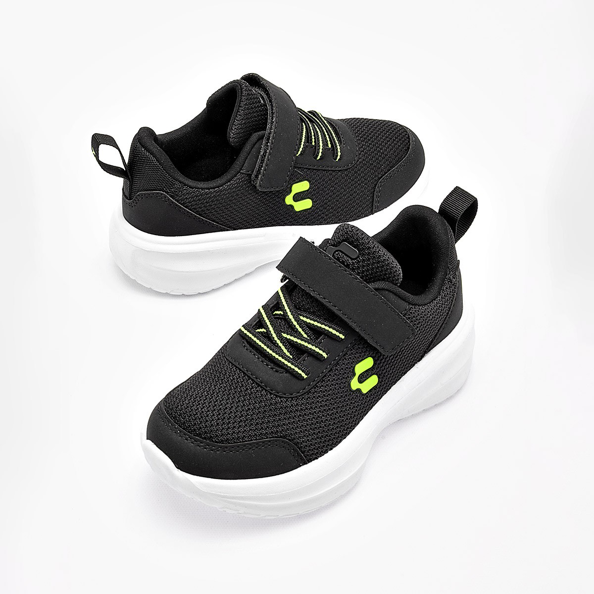 TENIS DEPORTIVO Charly NI&Ntilde;O EN COLOR NEGRO 135798 image number null