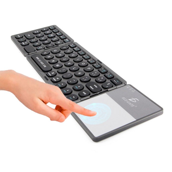 Teclado Inal&aacute;mbrico con trackpad para Windows y Mac . image number null