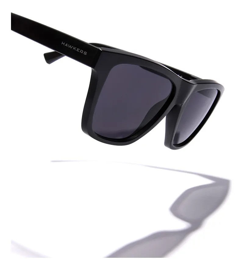 Lentes de Sol Hawkers One Ls Color Negro Para Hombre y Mujer image number null