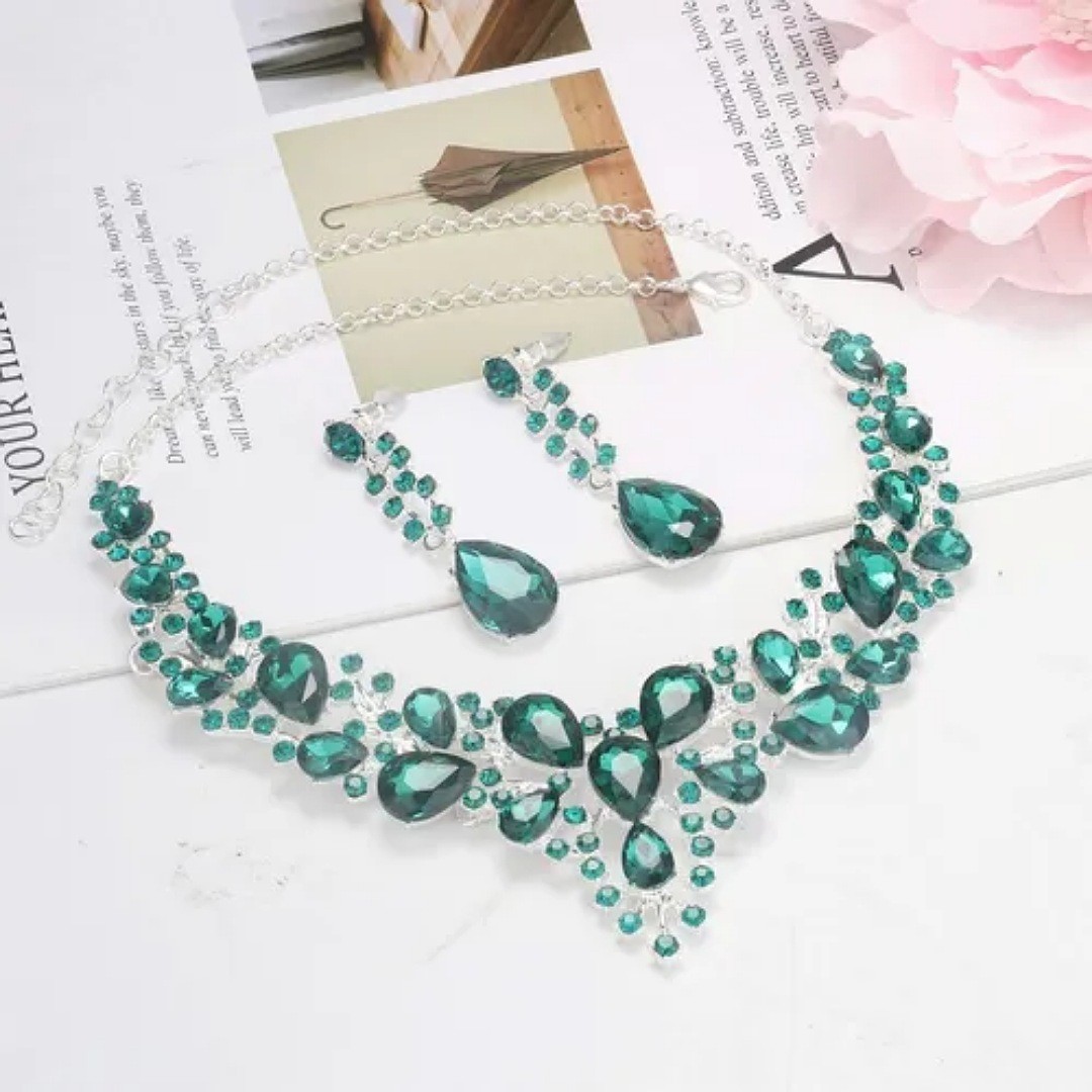 Conjunto De Joyas Para Mujer Collar Y Aretes Y Pulsera image number null