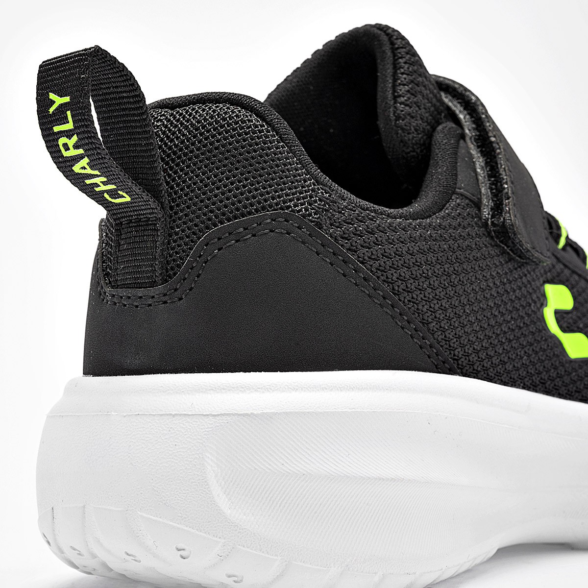 TENIS DEPORTIVO Charly NI&Ntilde;O EN COLOR NEGRO 135798 image number null