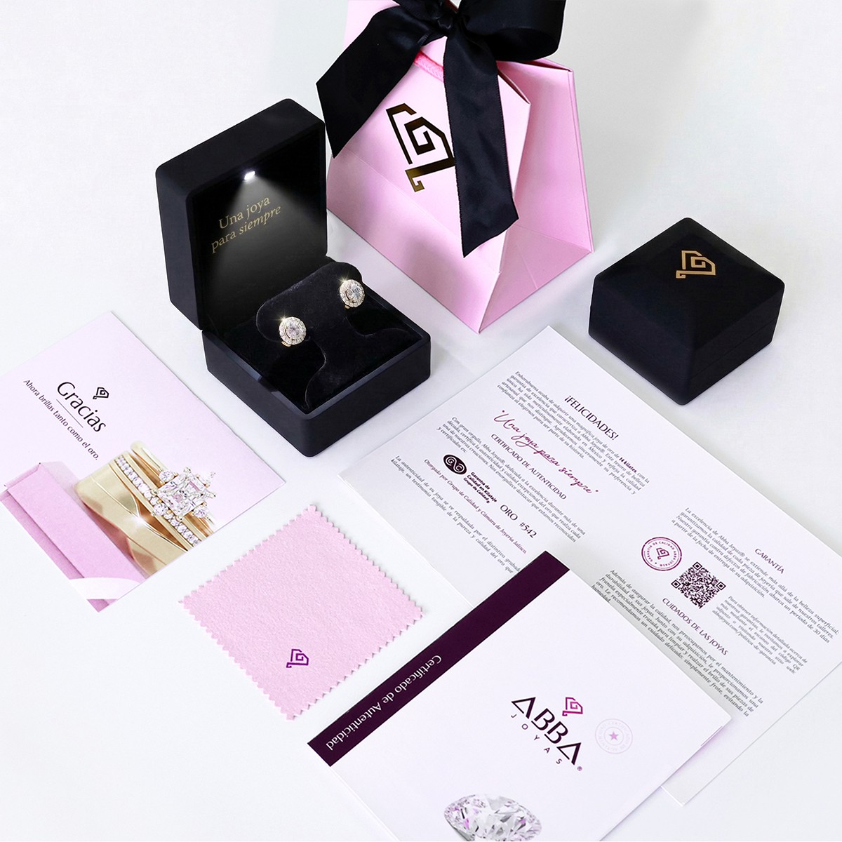 Aretes Huggies Love Oro Blanco 10k image number null