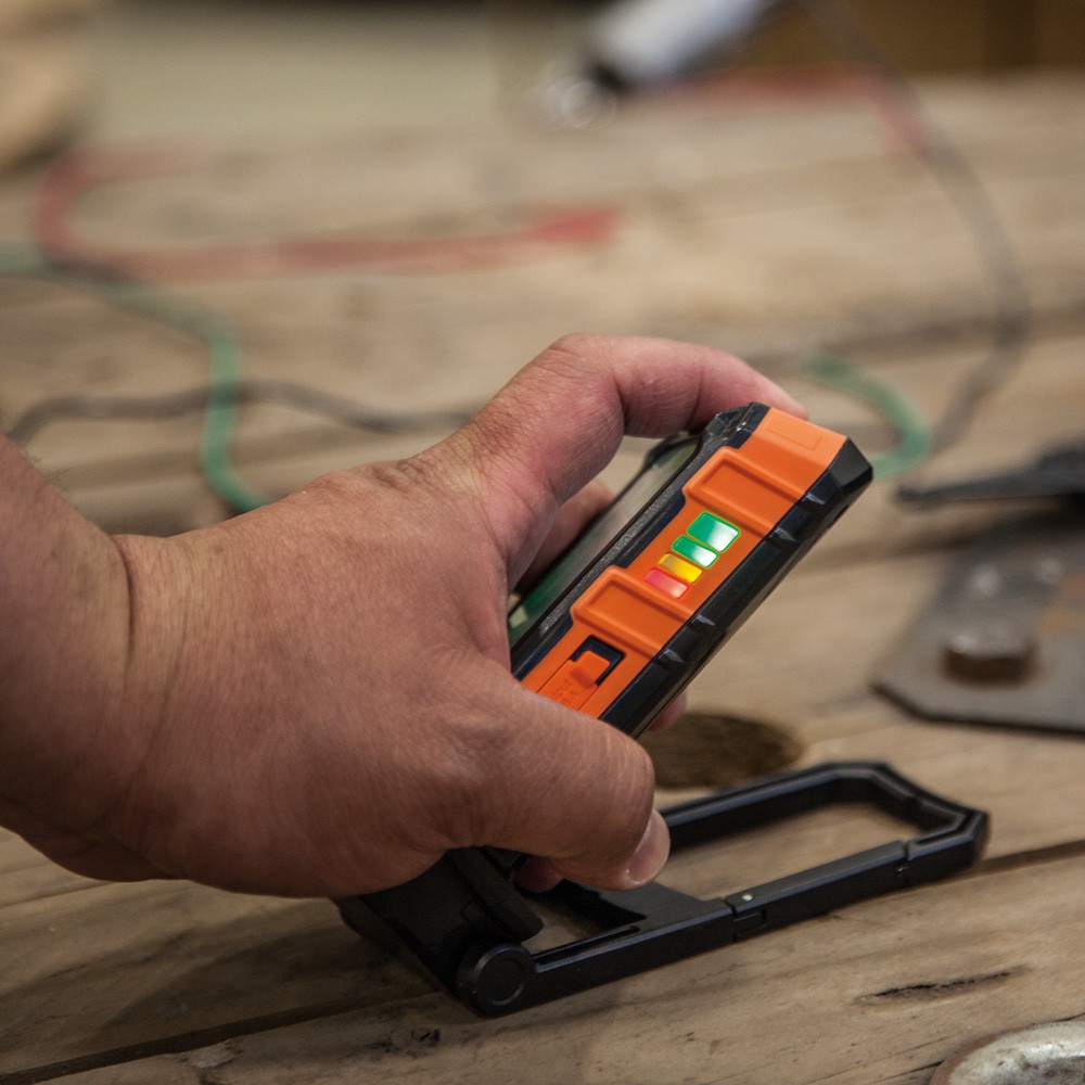 Klein Tools L&aacute;mpara LED Trabajo Personal Recargable Magn&eacute;tica 56-403 image number null