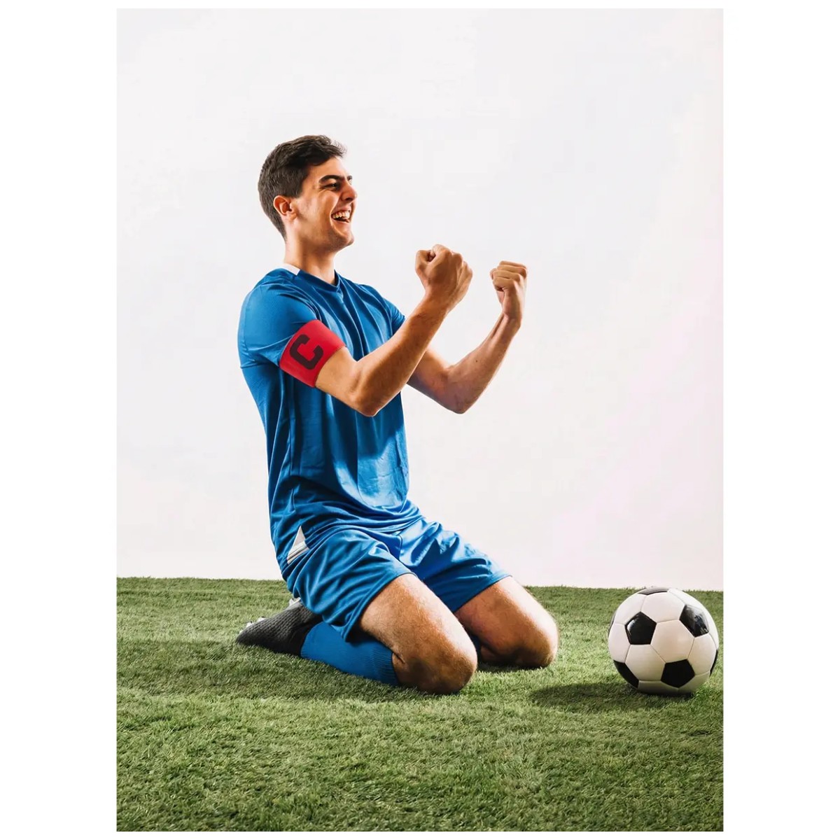 Silbato, Banderines, Tarjetas, Brazalete Equipo Arbittro Futbol image number null