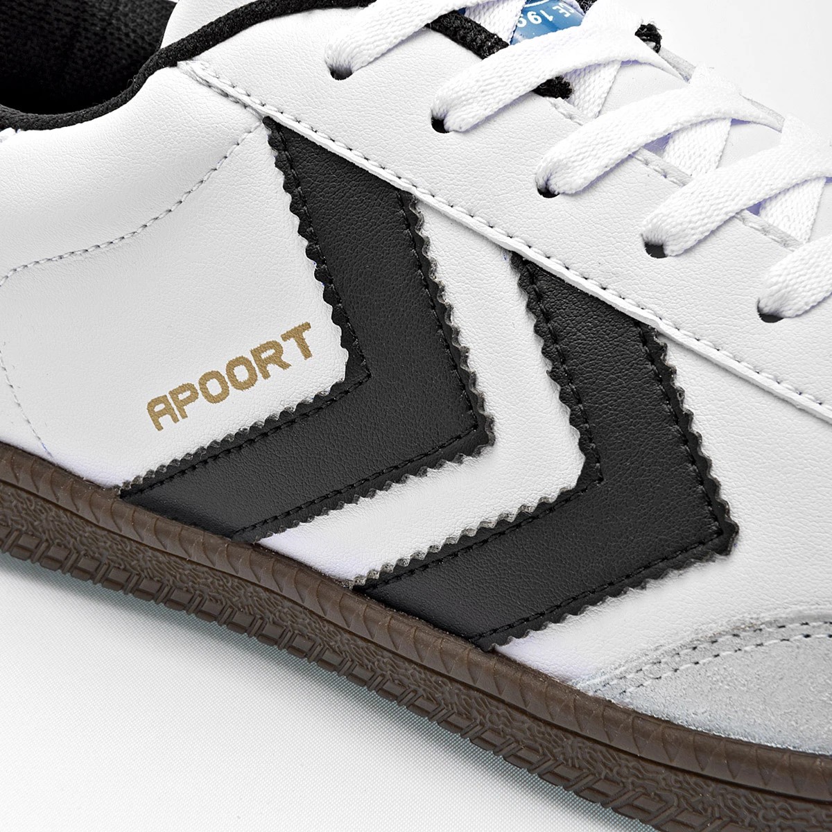 TENIS URBANO Apoort JOVEN EN COLOR BLANCO NEGRO GRIS A010 image number null