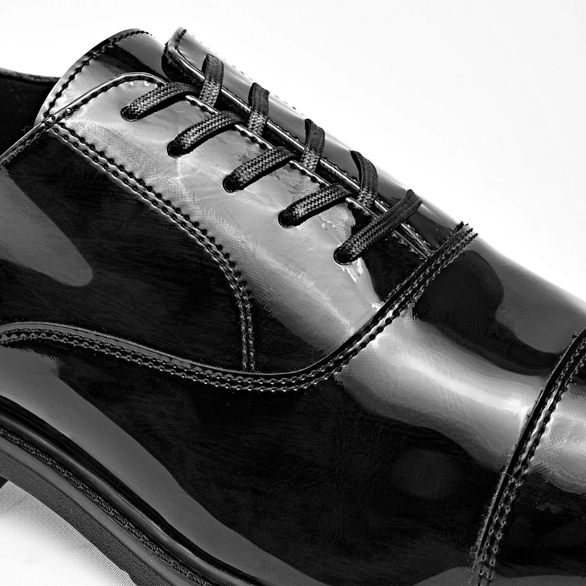 ZAPATO VESTIR Mariscal HOMBRE EN COLOR NEGRO CHAROL 9080 image number null