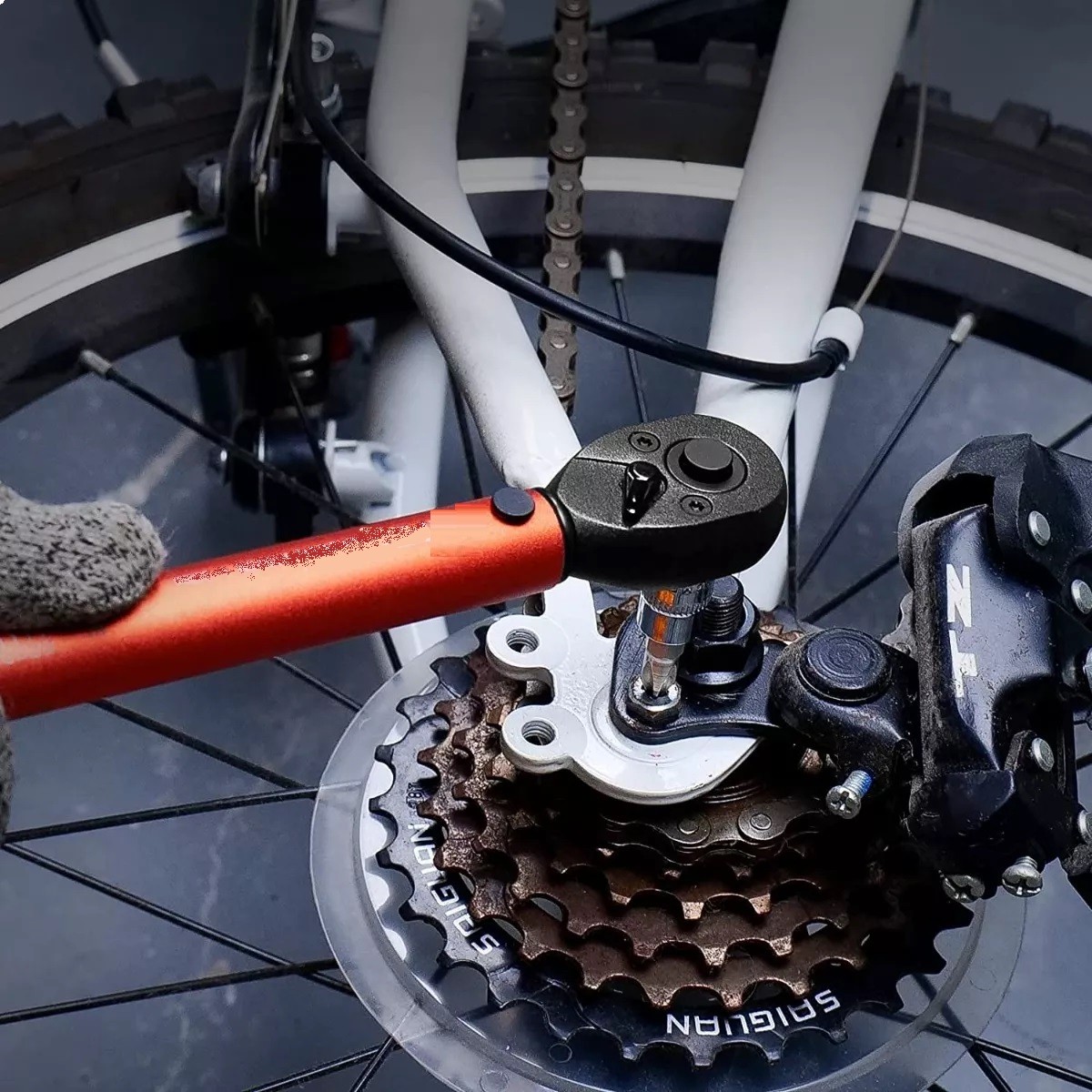 Llave Dinamom&eacute;trica De 1/4 Pulgada P/bicicleta, 27 Piezas image number null