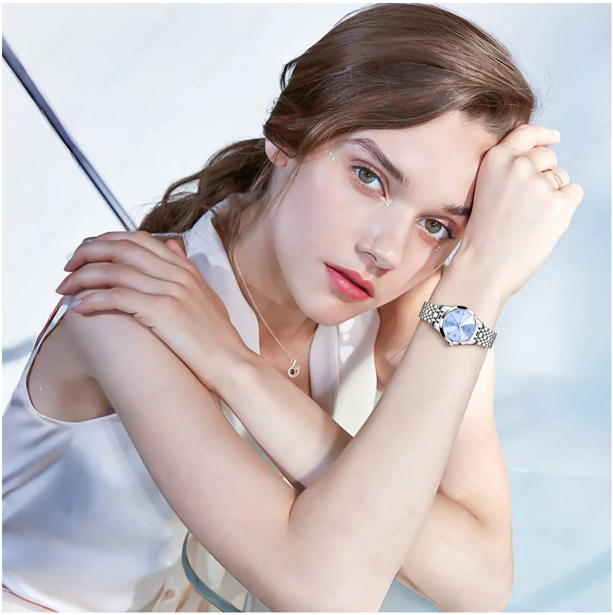 Reloj De Mujer Lige Con Collar Color Del Fondo:Plata/Azul image number null