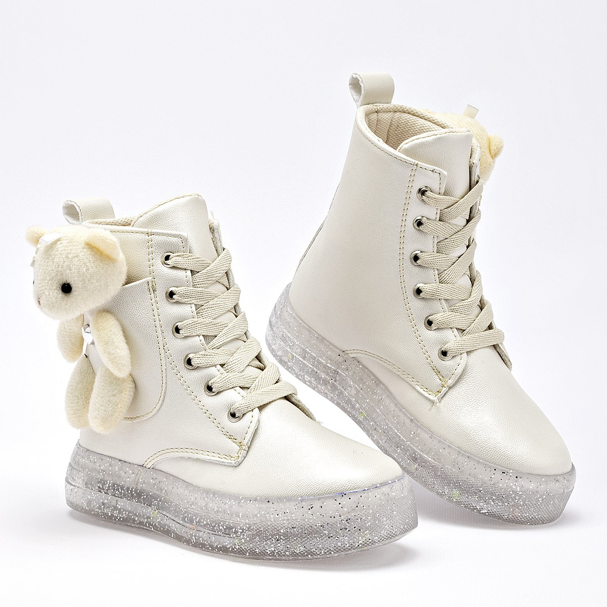 BOTA PISO G&ouml;sh Ni&Ntilde;A 2352X-03 COLOR BLANCO NACARADO image number null