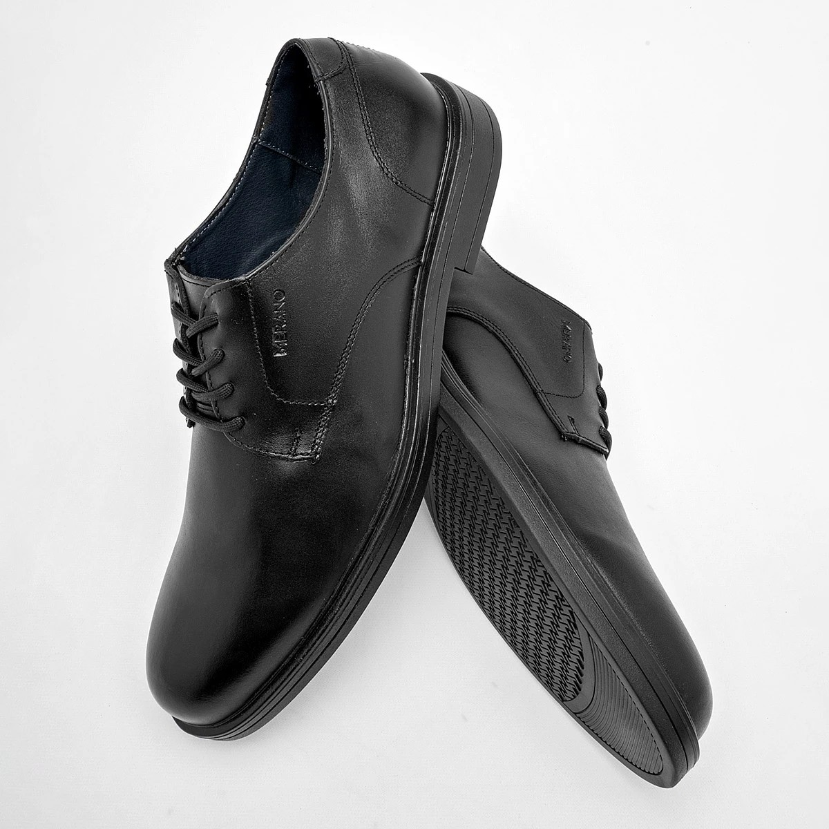 ZAPATO CASUAL Merano HOMBRE EN COLOR NEGRO 44040 image number null