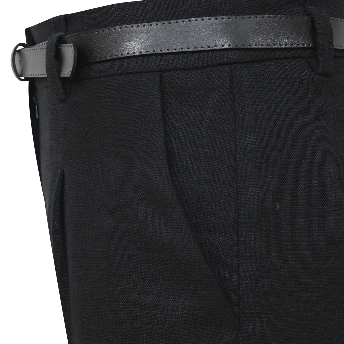 Bermuda negra con cintur&oacute;n para Mujer ELLE image number null