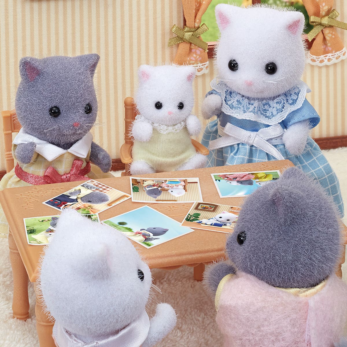Beb&eacute; Gato Persa Sylvanian Families image number null