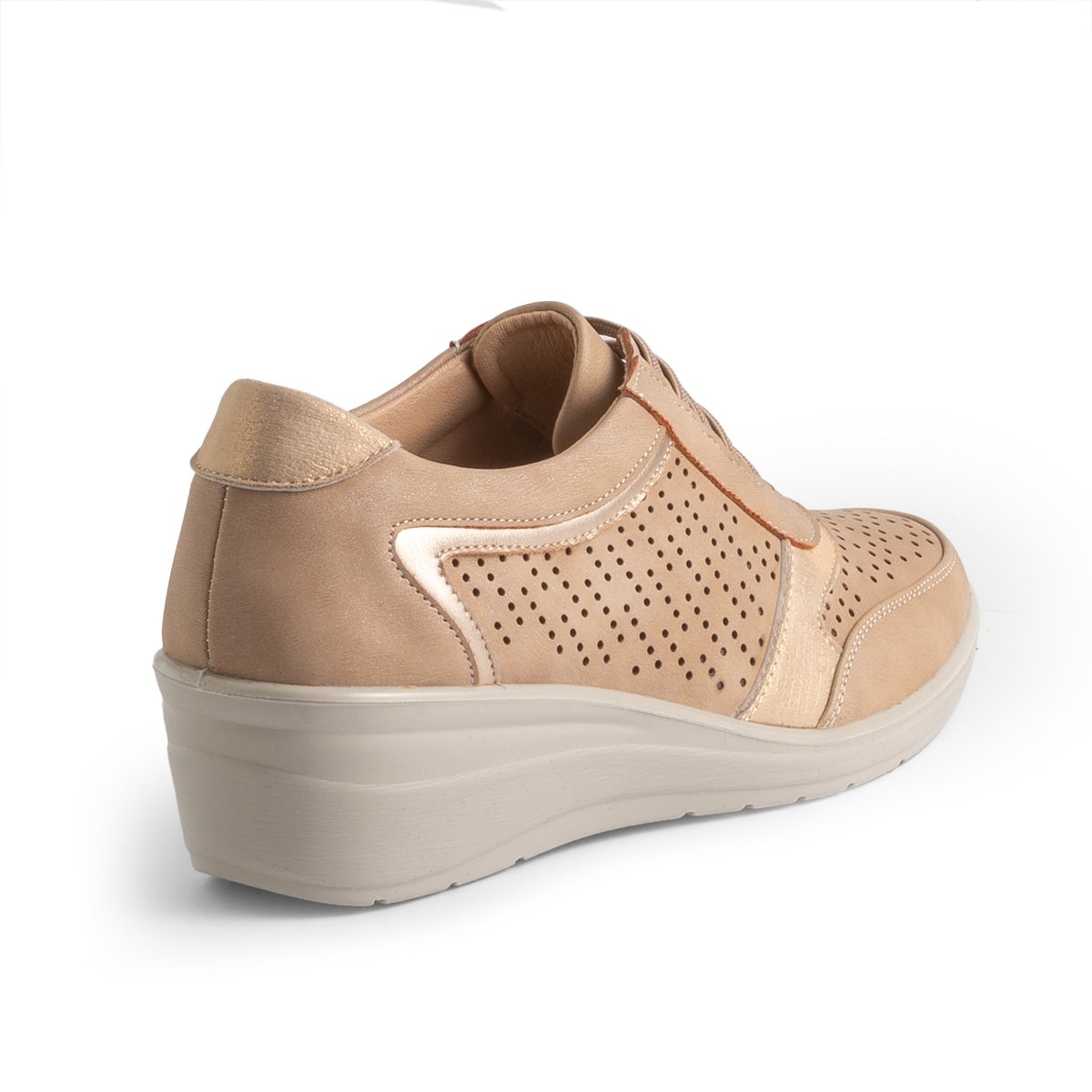 Zapato Cu&ntilde;a con Dise&ntilde;o Emporium Beige Ajuste Agujeta para Mujer image number null