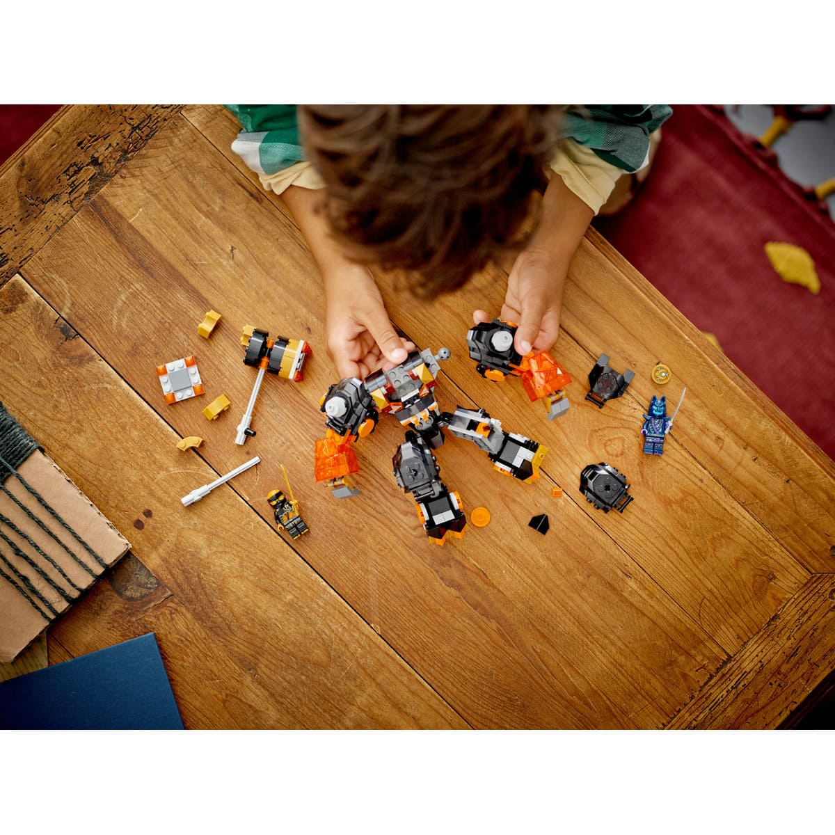 Lego Meca Elemental de la Tierra de Cole image number null