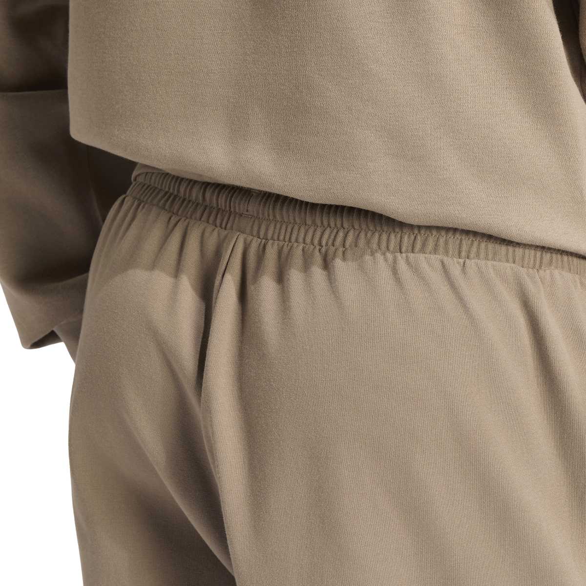 Short Casual Adidas Caf&eacute; para Hombre image number null