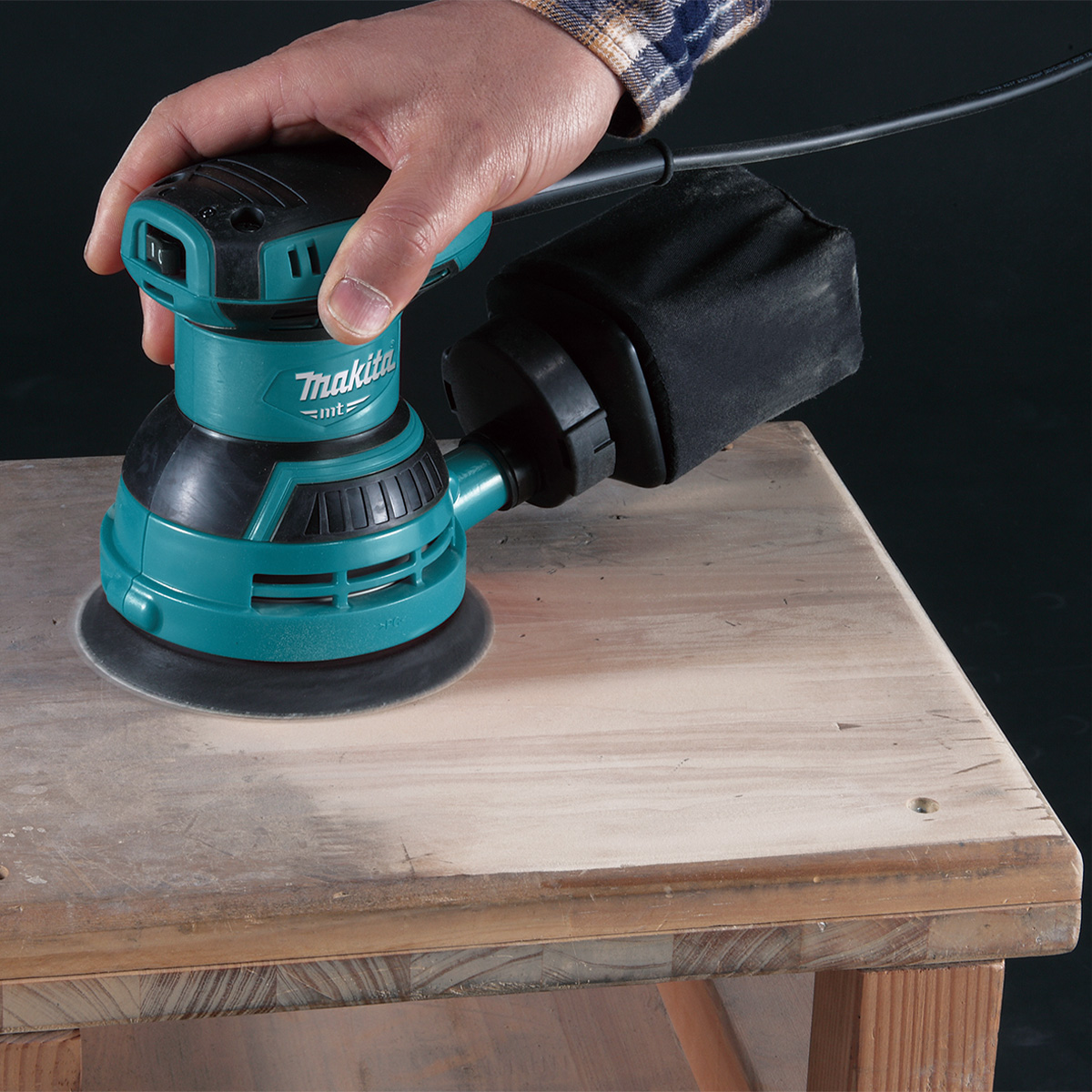 Lijadora Orbital Makita image number null