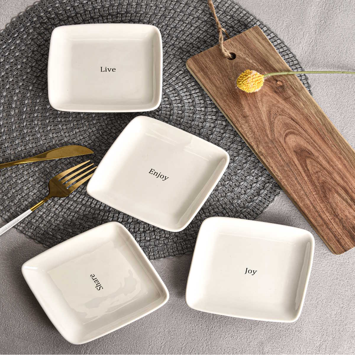 Juego De Tabla Y 4 Platos Lucca Blanco image number null