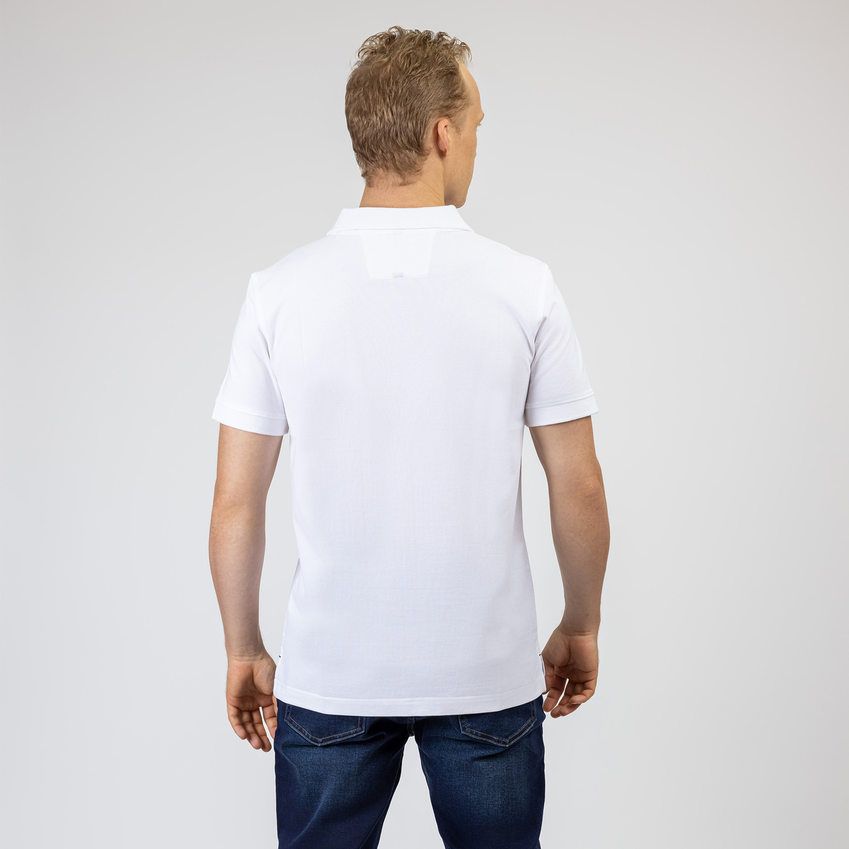 Playera Polo Regular Fit Nautica Blanco Manga Corta para Hombre image number null