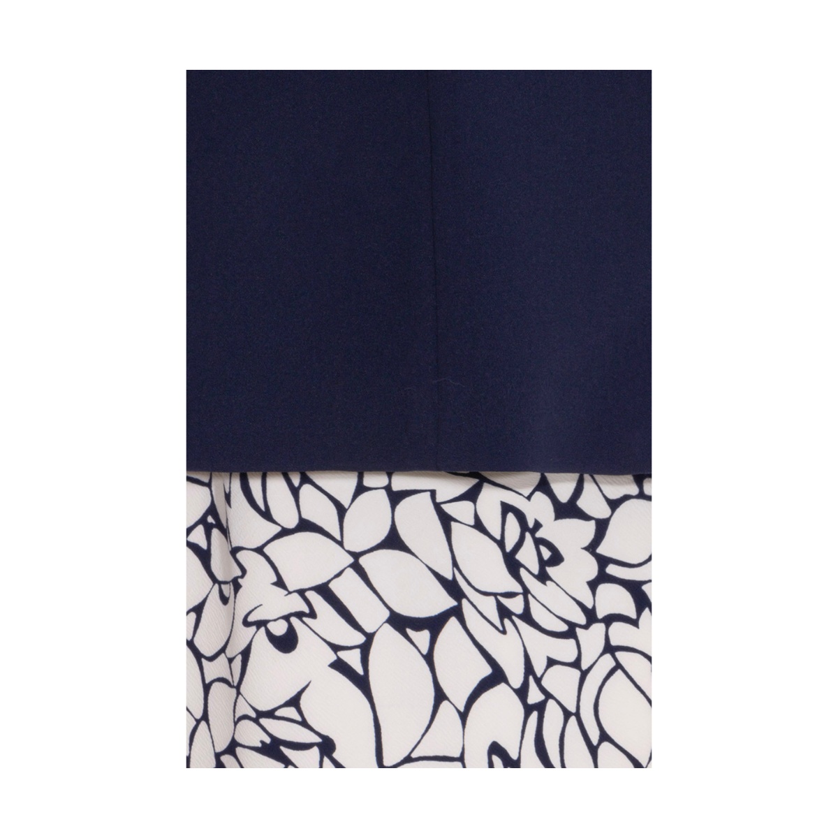 Conjunto Dos Piezas Saco Liso Y Vestido Estampado Joces Para Mujer image number null