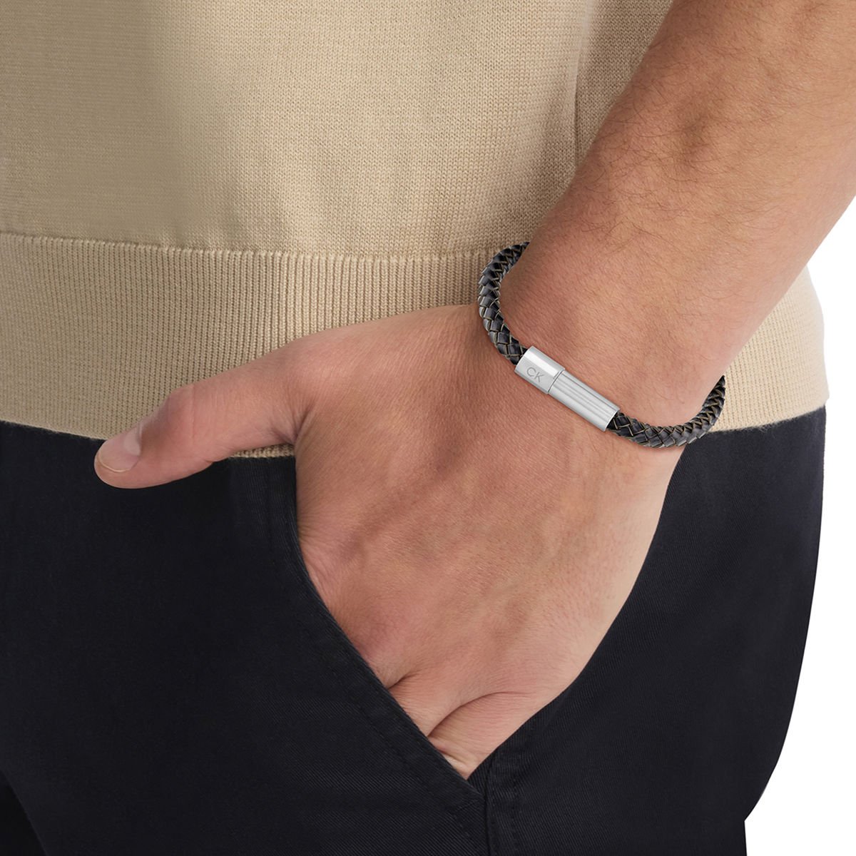 Pulsera Negro Y Plateado Calvin Klein Para Hombre image number null