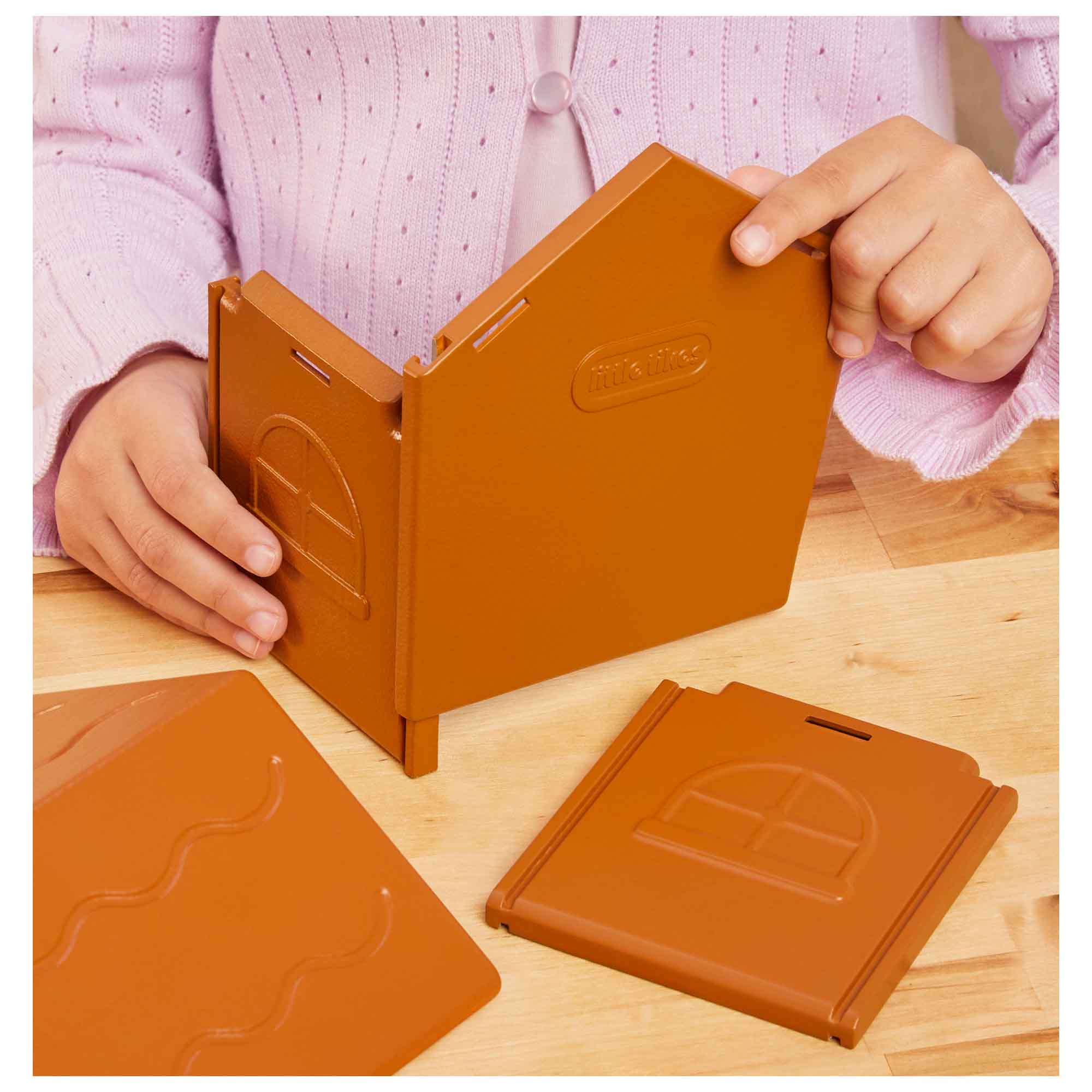 Juego de Chefs Little Tikes Holiday Gingerbread House image number null