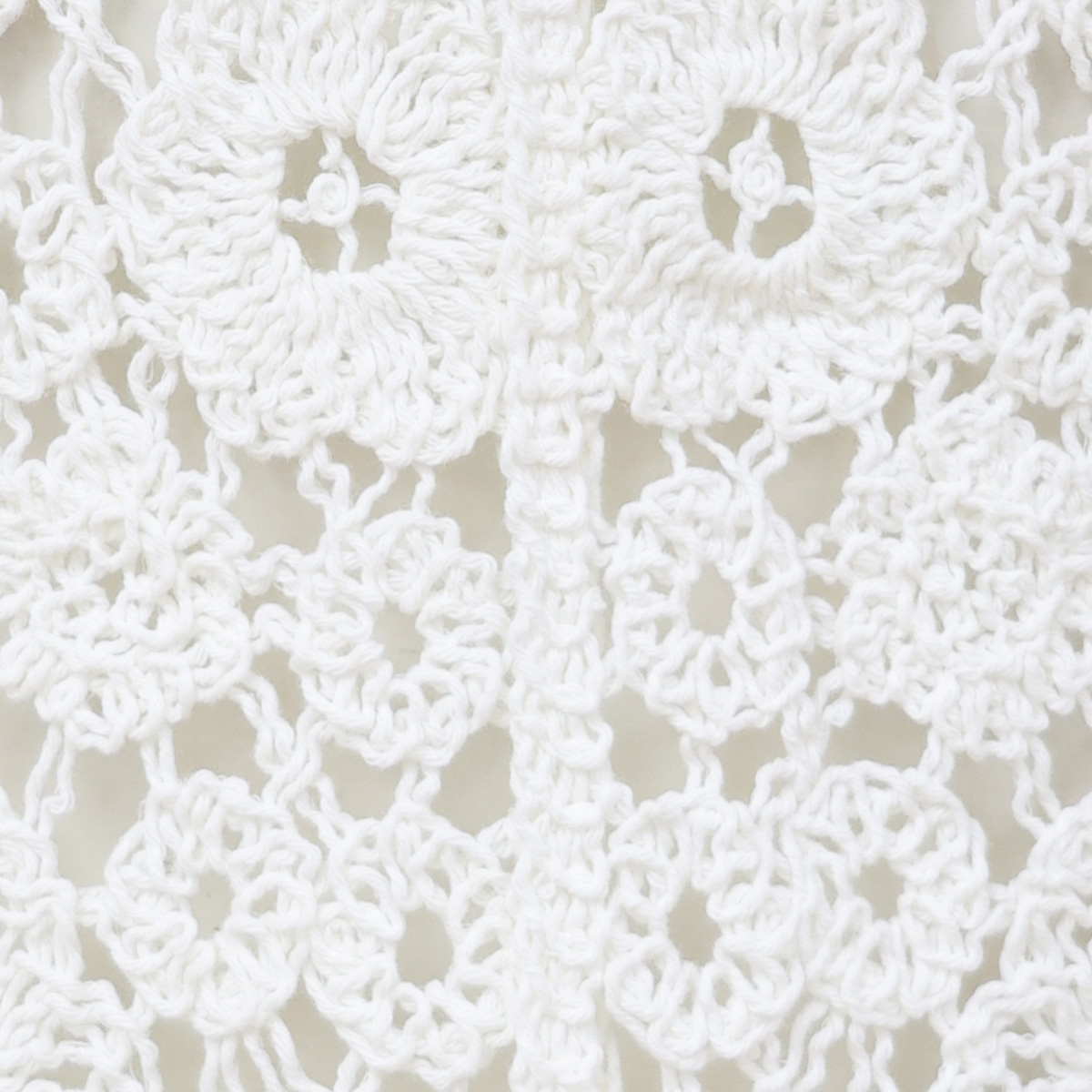 Chaleco de crochet con motivos florales para Mujer Petite JUST BY BASEL image number null