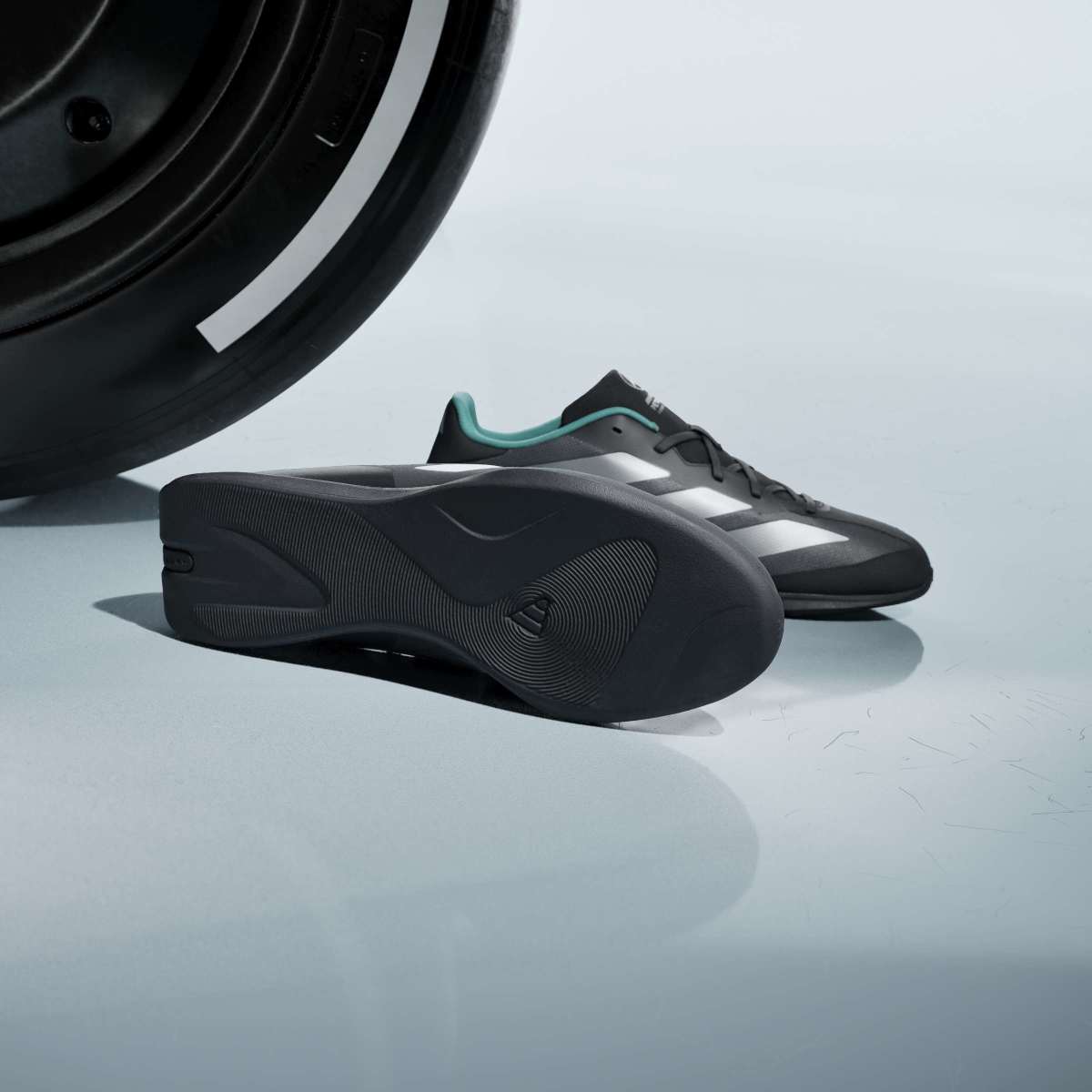 Tenis Motorsport Adidas Amg Feroza Base Unisex image number null