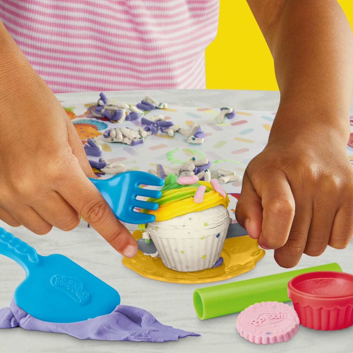 Play-Doh Set de Juego La Torre de Pastelitos Hasbro image number null