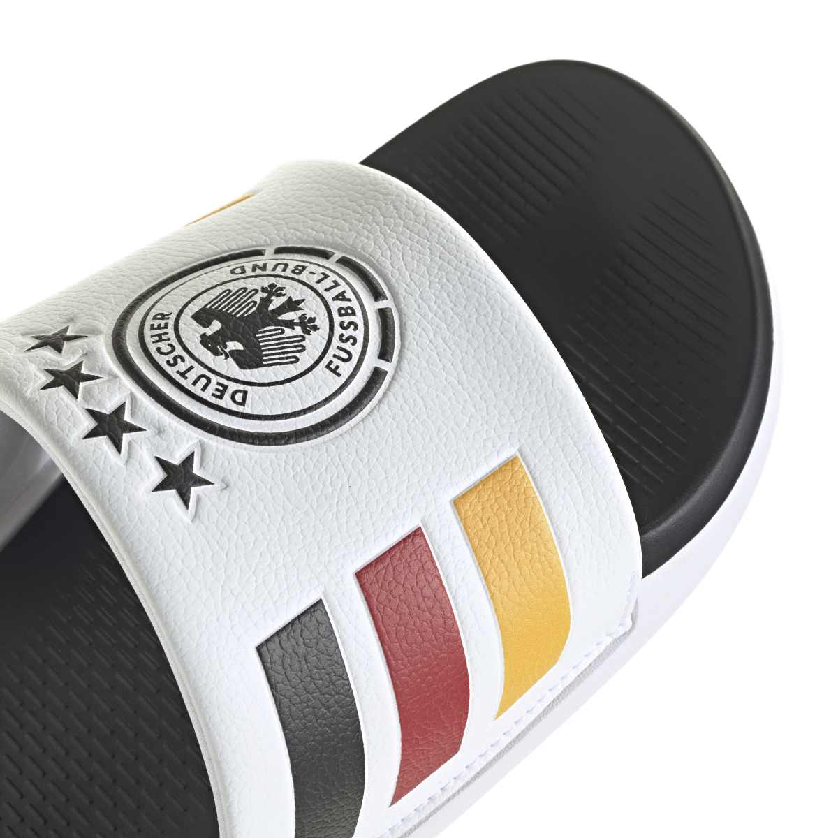 Sandalia Adidas Adilette Comfort 2.0 Alemania para Hombre image number null
