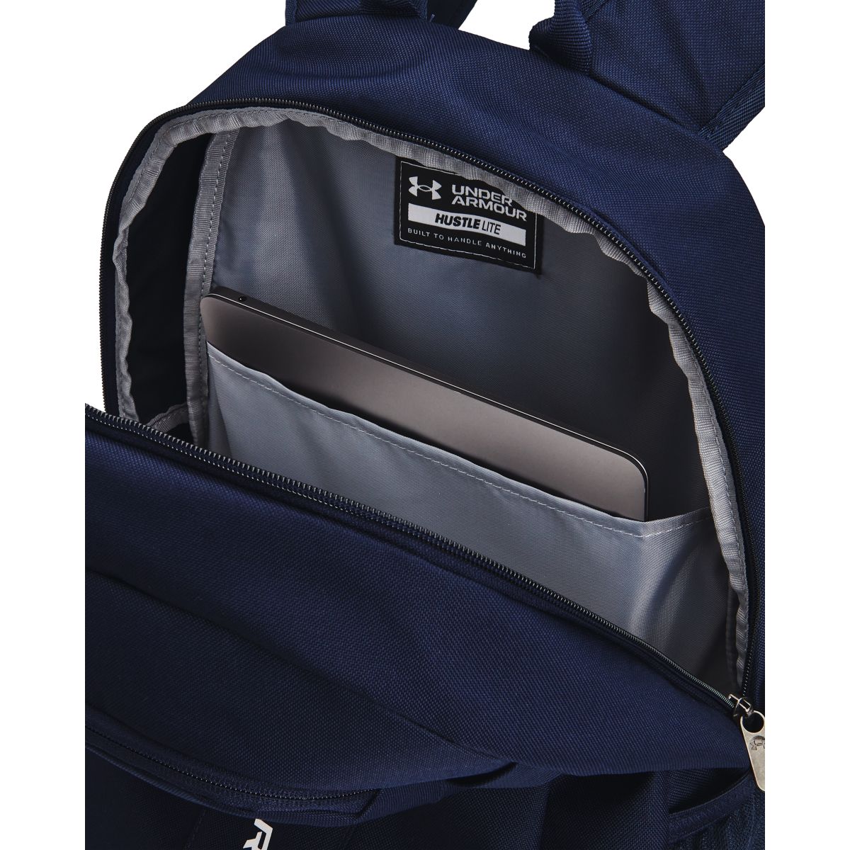 Mochila Under Armour image number null