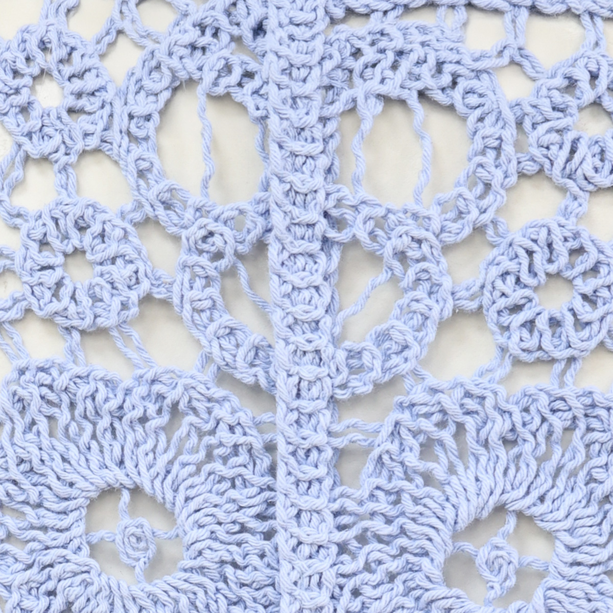 Chaleco de crochet con motivos florales para Mujer Petite JUST BY BASEL image number null
