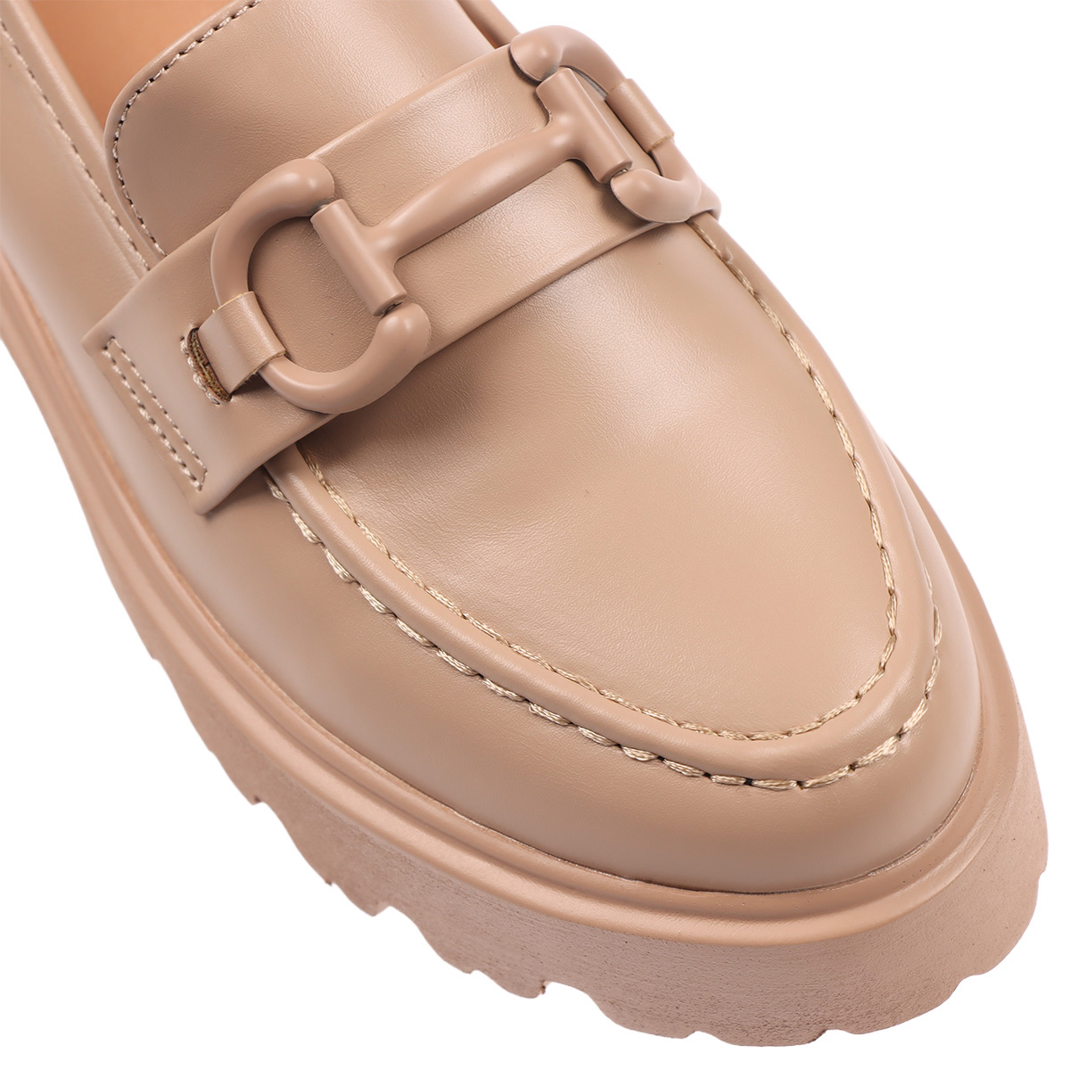 Mocas&iacute;n Beige Suela Dentada Robusta TORLI&MO para Mujer image number null