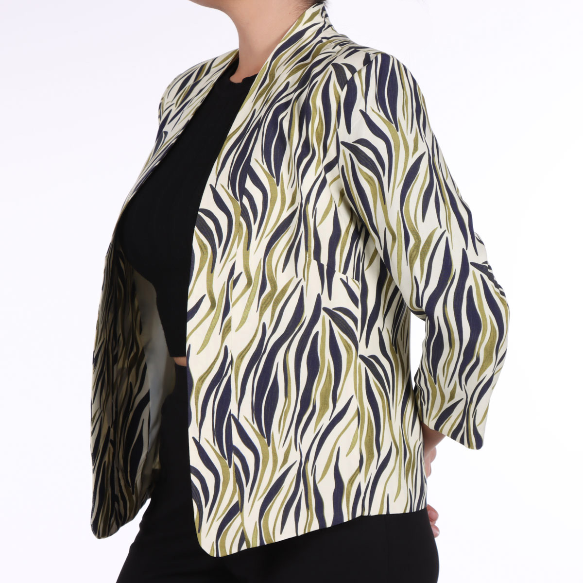 Saco Blazer Estampado Cebra Manga 3/4 Diva By Gamus Mujer image number null