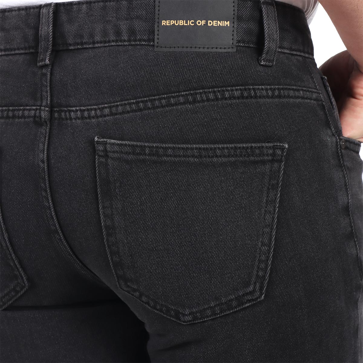 Jeans Negro Regular Fit Pierna Recta OVS para Hombre Negro image number null