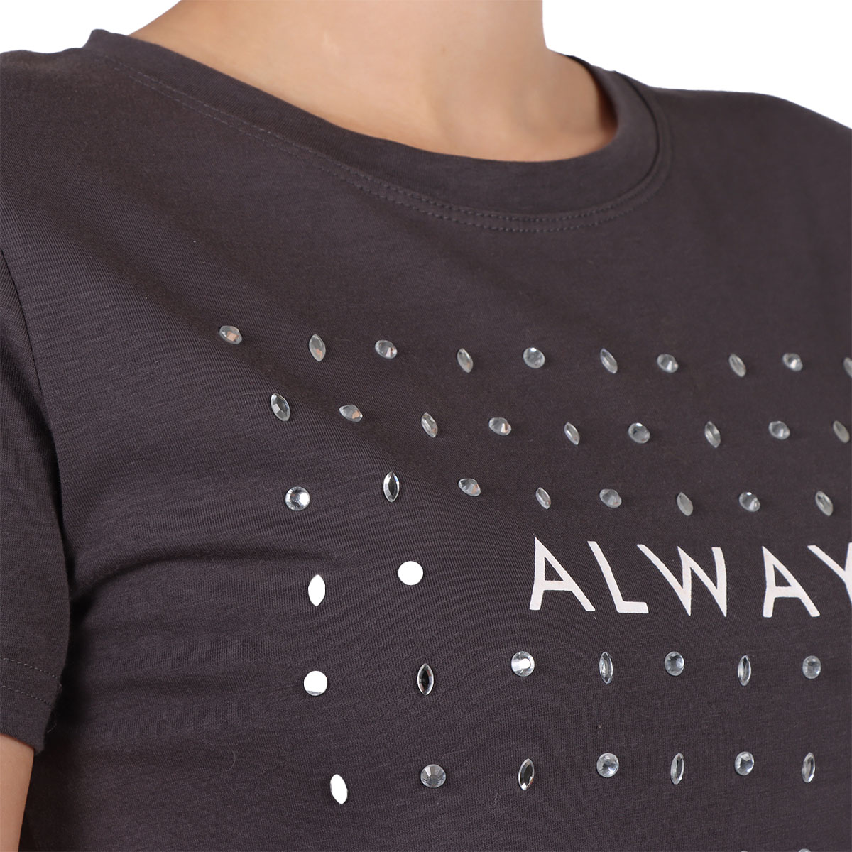 Playera con Estampado Texto y Pedrer&iacute;a STUDIO SI para Mujer image number null
