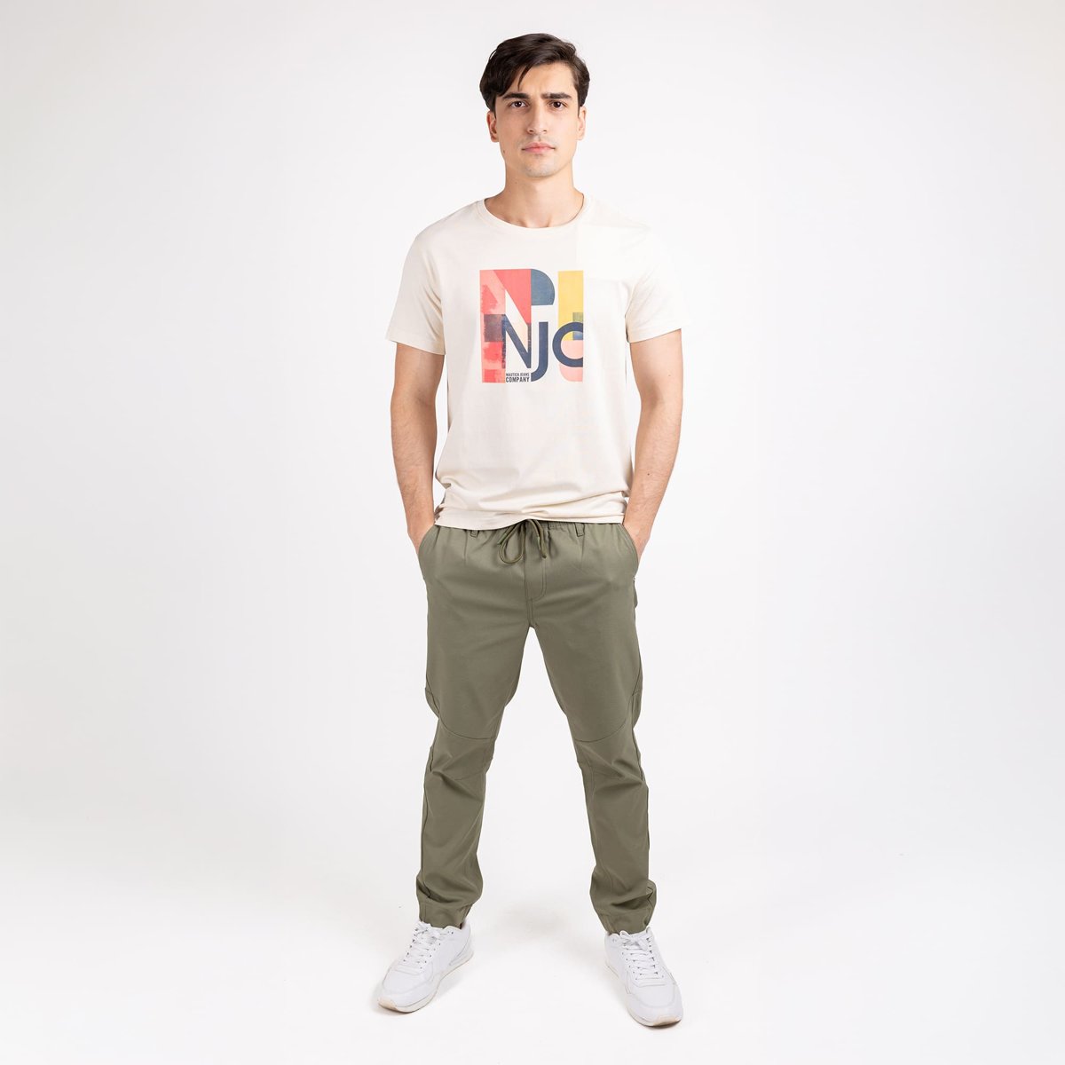 Pantal&oacute;n Jogger Regular Fit Nautica Jeans Co. Verde Oscuro para Hombre image number null