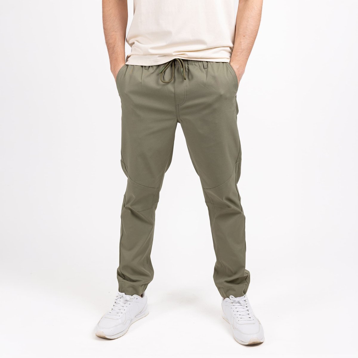Pantal&oacute;n Jogger Regular Fit Nautica Jeans Co. Verde Oscuro para Hombre image number null