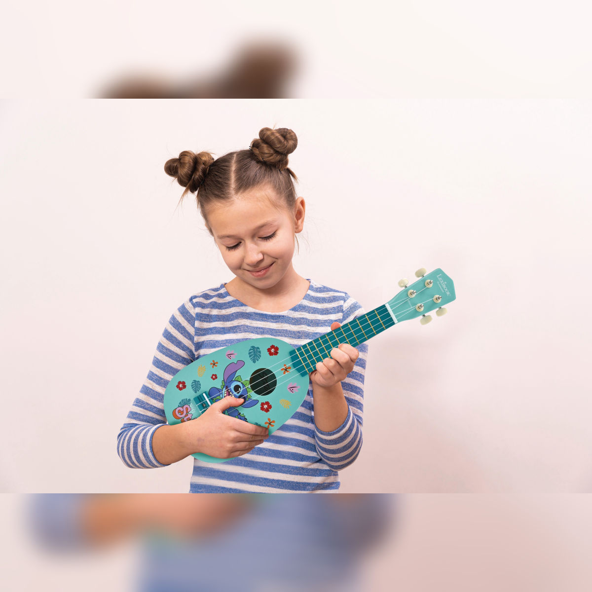 Ukelele de Madera Stitch Lexibook image number null