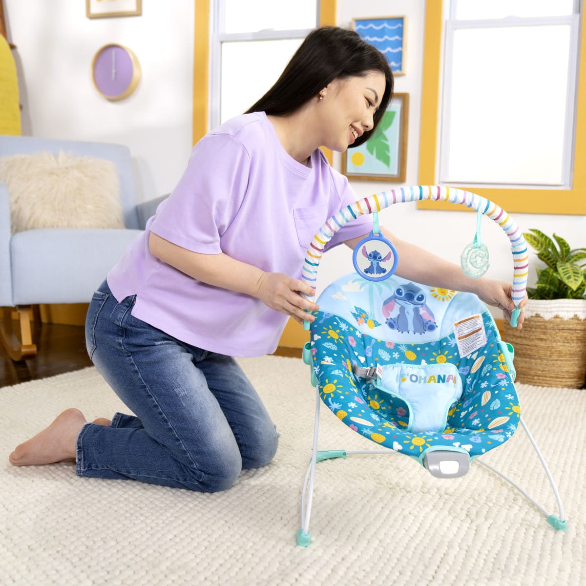 Silla Mecedora Bright Starts Disney Stitch para Beb&eacute; image number null