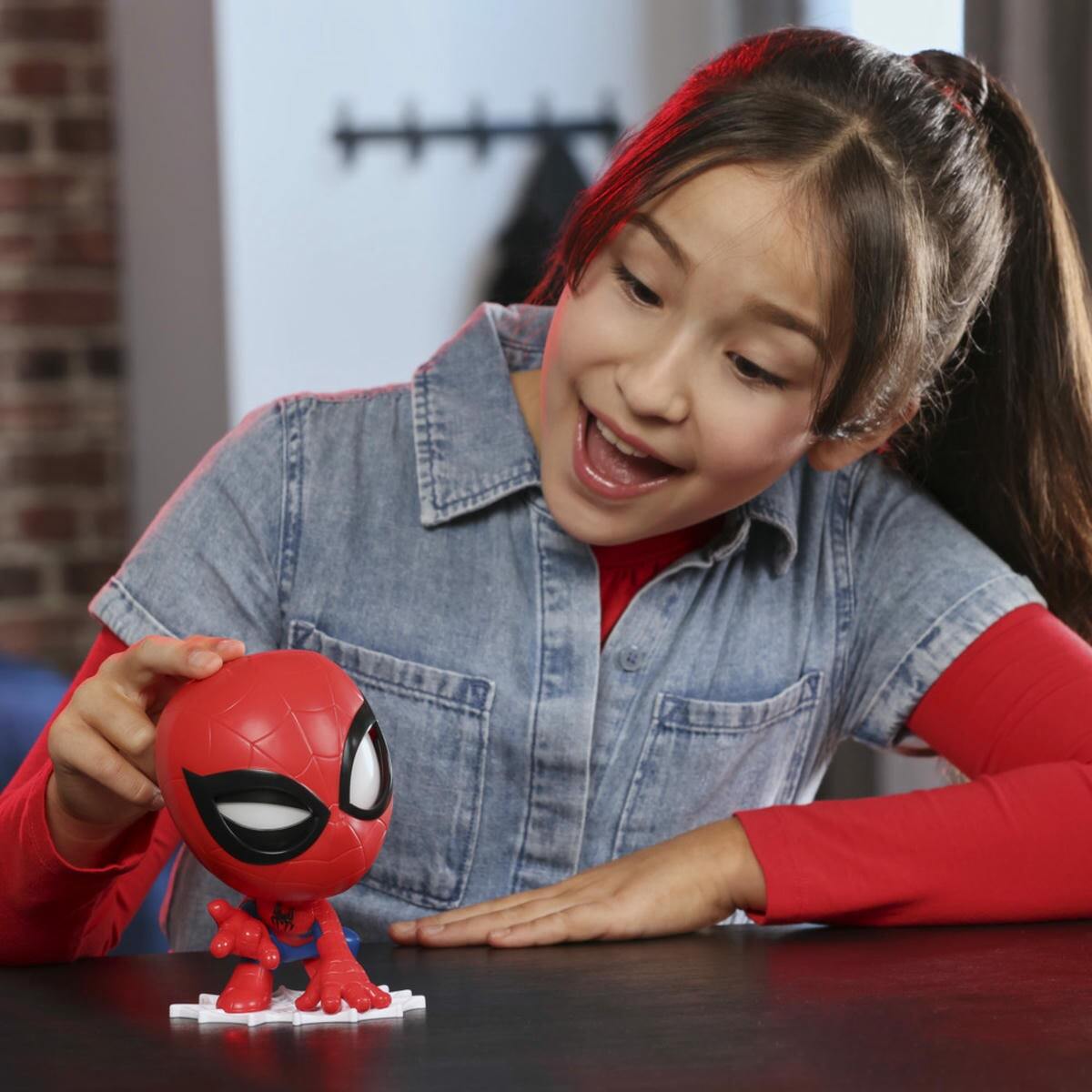 Marvel Figura Sense-A-Tional Spider-Man Hasbro image number null