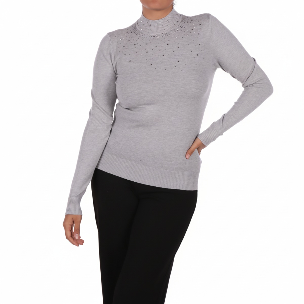 Su&eacute;ter Mujer Cuello Alto Gris con Pedrer&iacute;a Apostrophe image number null