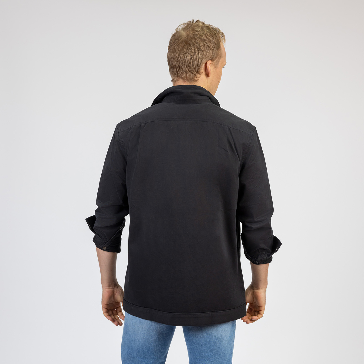 Sobrecamisa Regular Fit Nautica Negra Manga Larga para Homnbre image number null