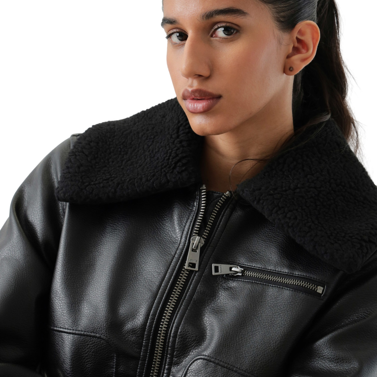 Chamarra Southern Levi&acute;s para Mujer image number null