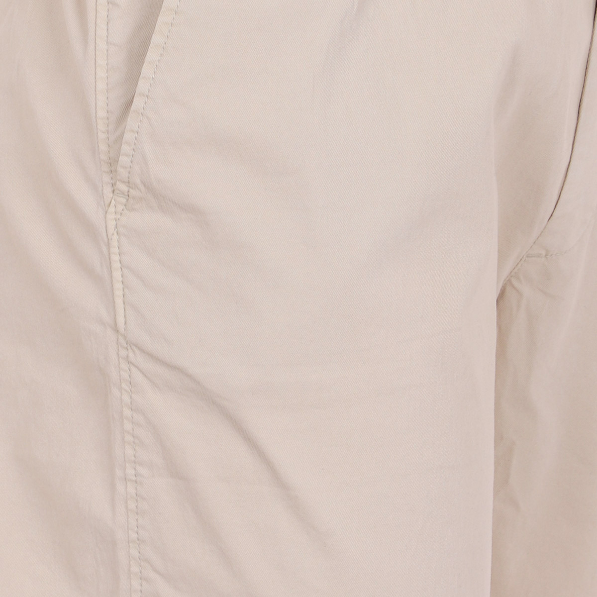 Bermuda en Gabardina Jeanious con Jareta para Hombre Plus image number null