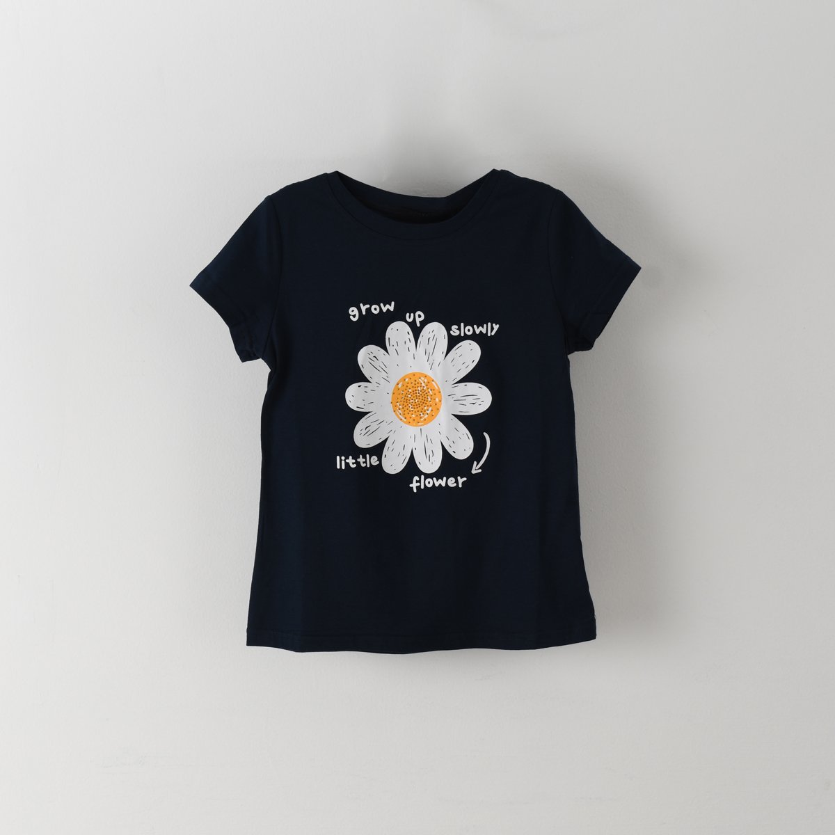 Playera Dise&ntilde;o Hot Fix en Flor Studio Si Manga Corta para Ni&ntilde;a image number null
