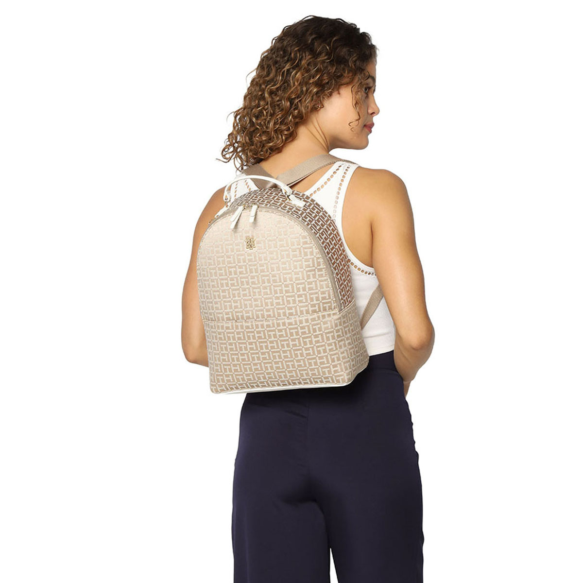 Mochila Clara Khaki Tommy Hilfiger para Mujer image number null